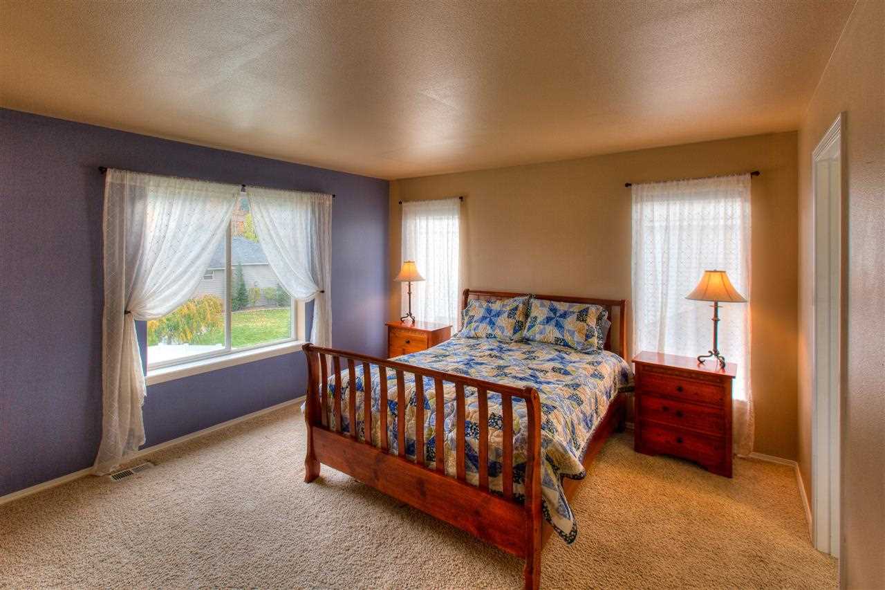 1436 N Winchester Ln - Photo 11