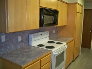 2814 S Freya St - Photo 6