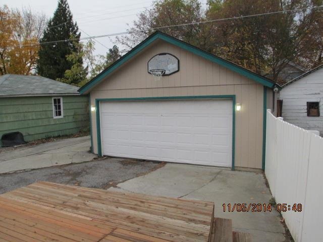 207 E Lacrosse - Photo 2