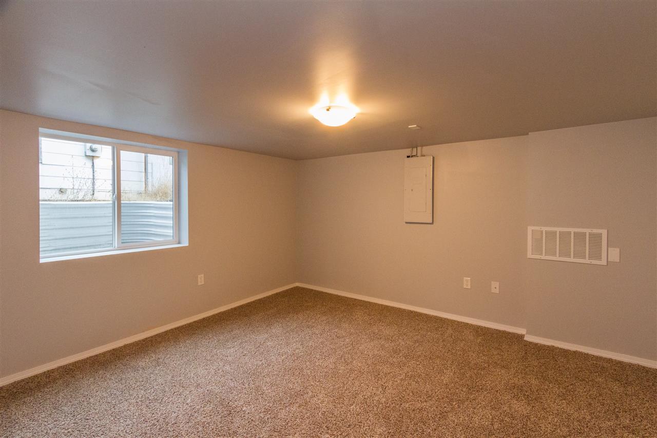 1830 E 10TH Ave - Photo 13