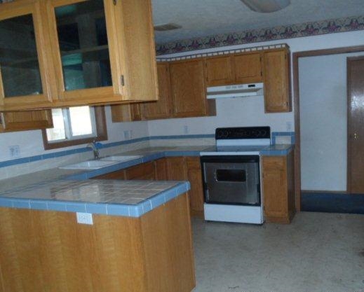 514 E B St - Photo 8