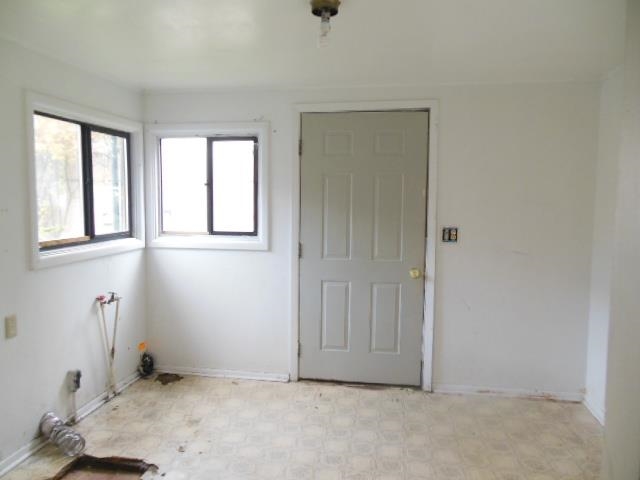 140 W 5th St - Photo 11