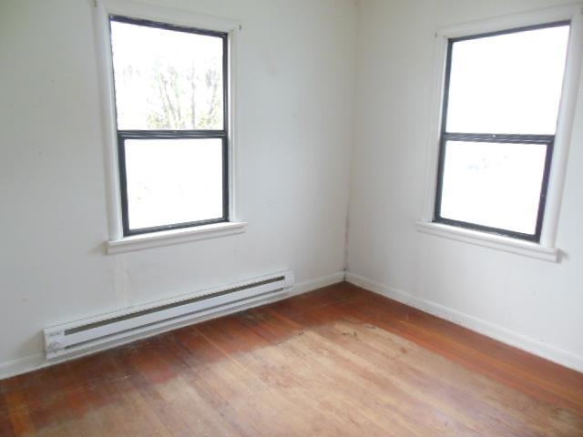 140 W 5th St - Photo 8
