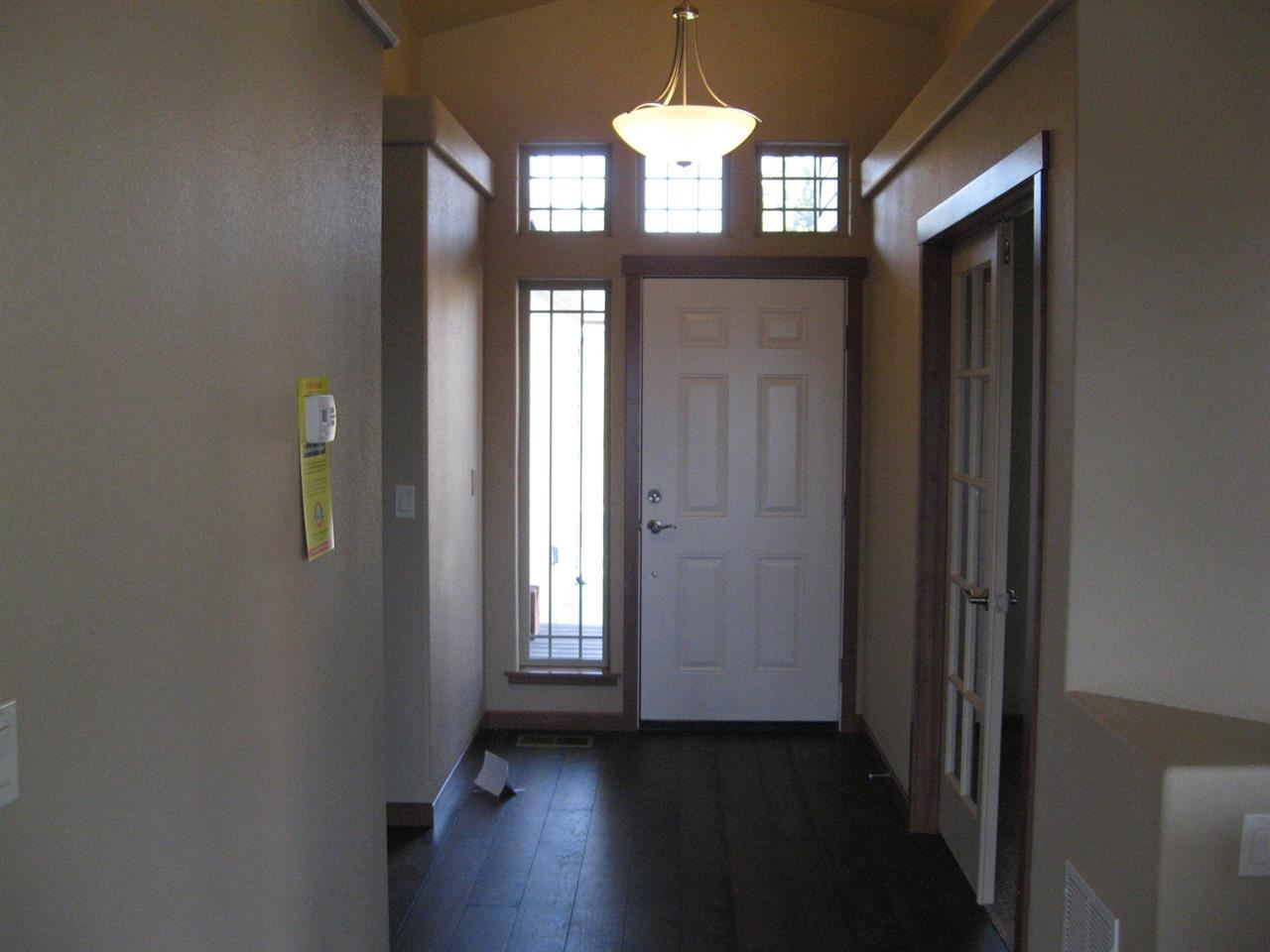 8918 E Clearview Ln - Photo 4