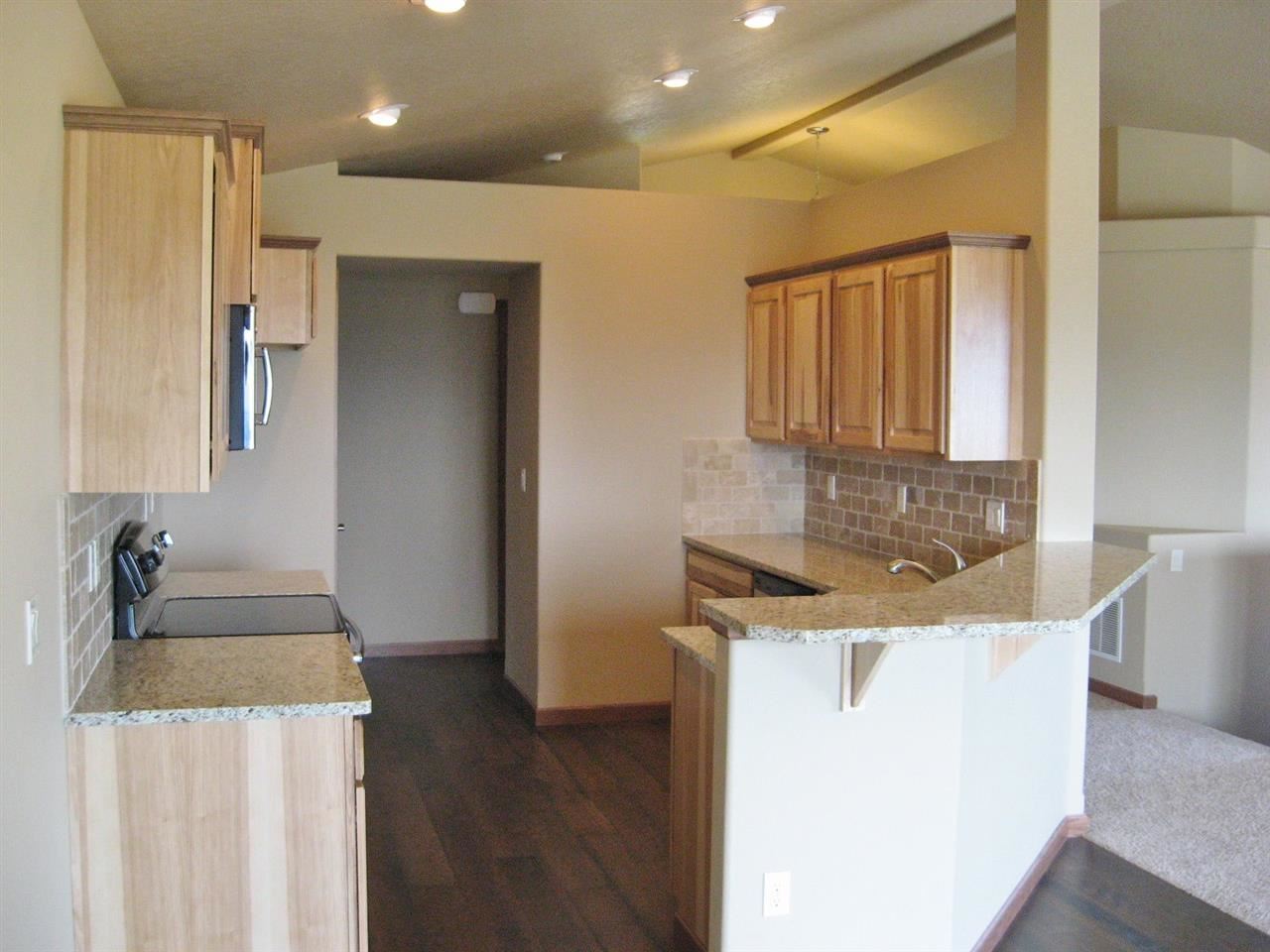 8918 E Clearview Ln - Photo 5