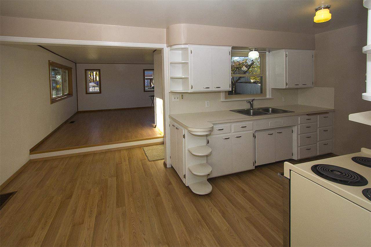 4003 N Maple St - Photo 16