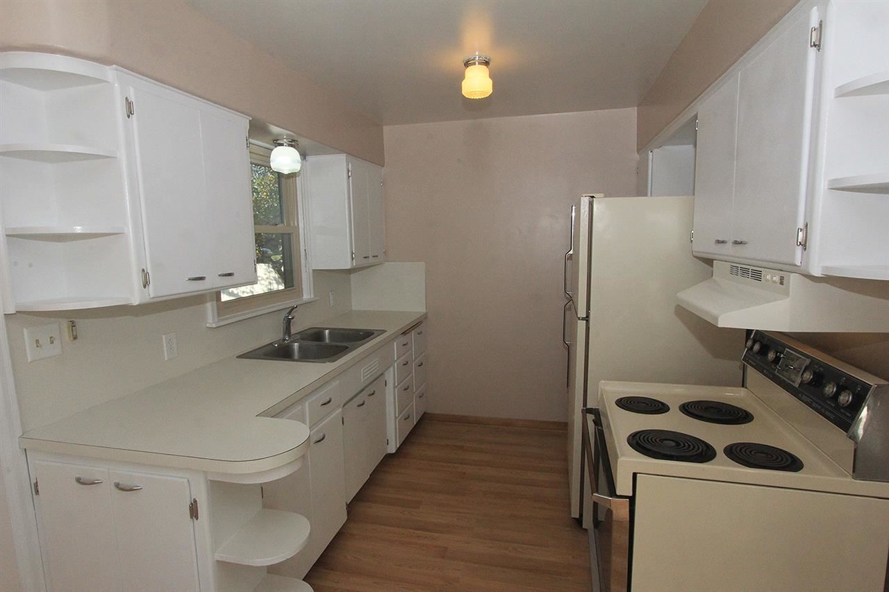4003 N Maple St - Photo 5