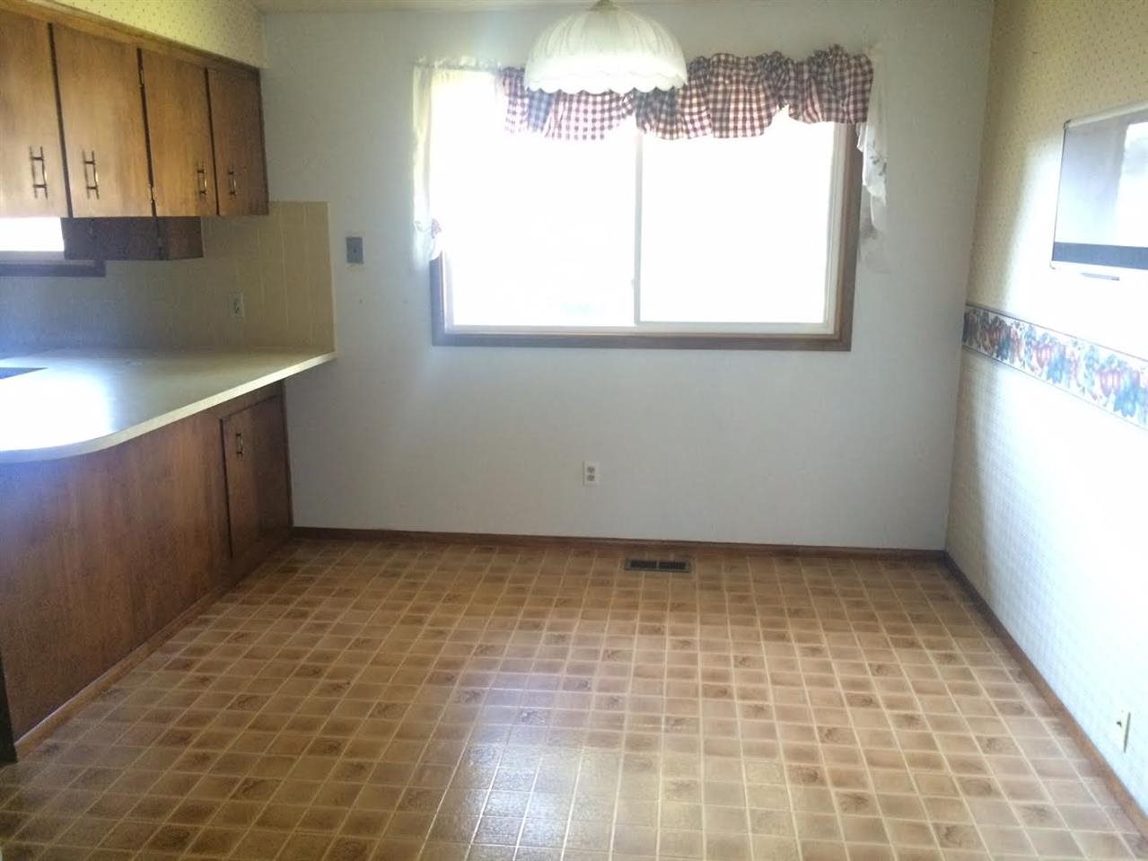 11606 N LINCOLN - Photo 4