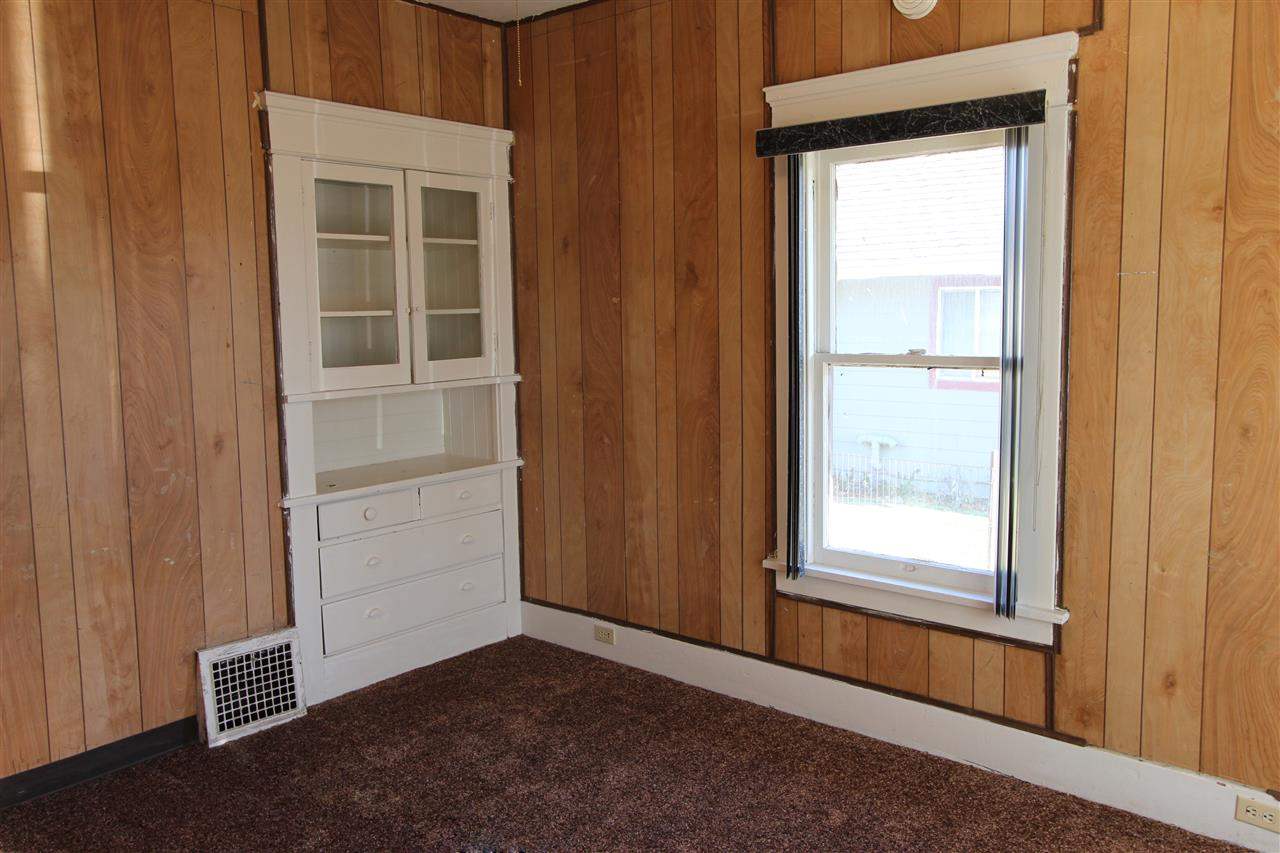 1713 E Lacrosse St - Photo 5