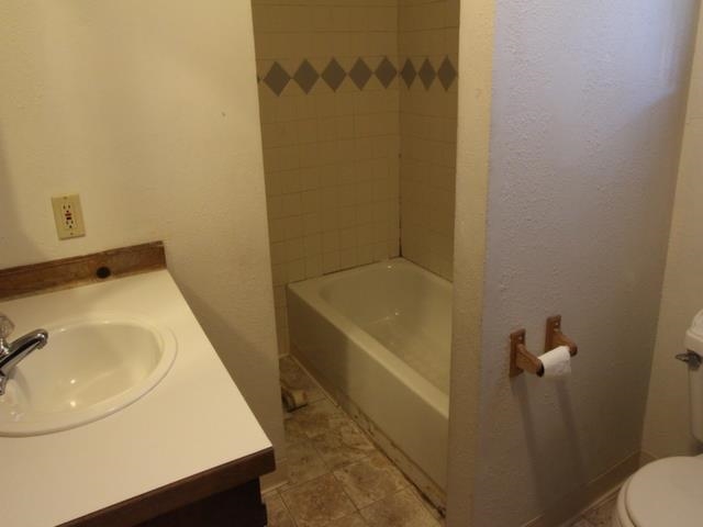 1713 E Lacrosse St - Photo 8