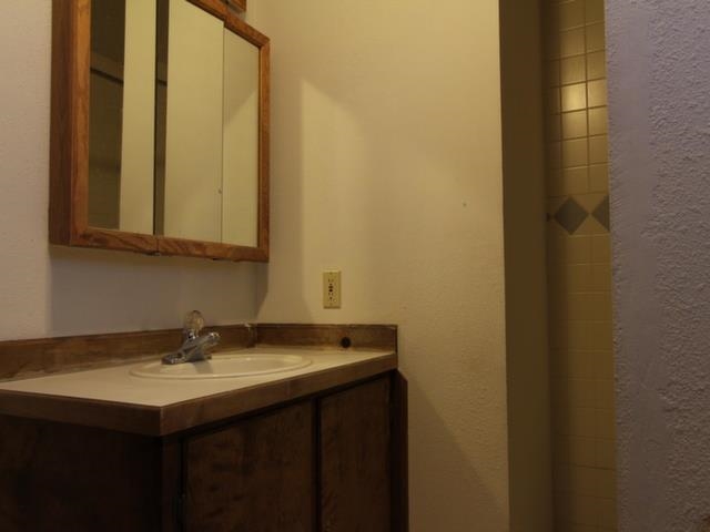 1713 E Lacrosse St - Photo 9