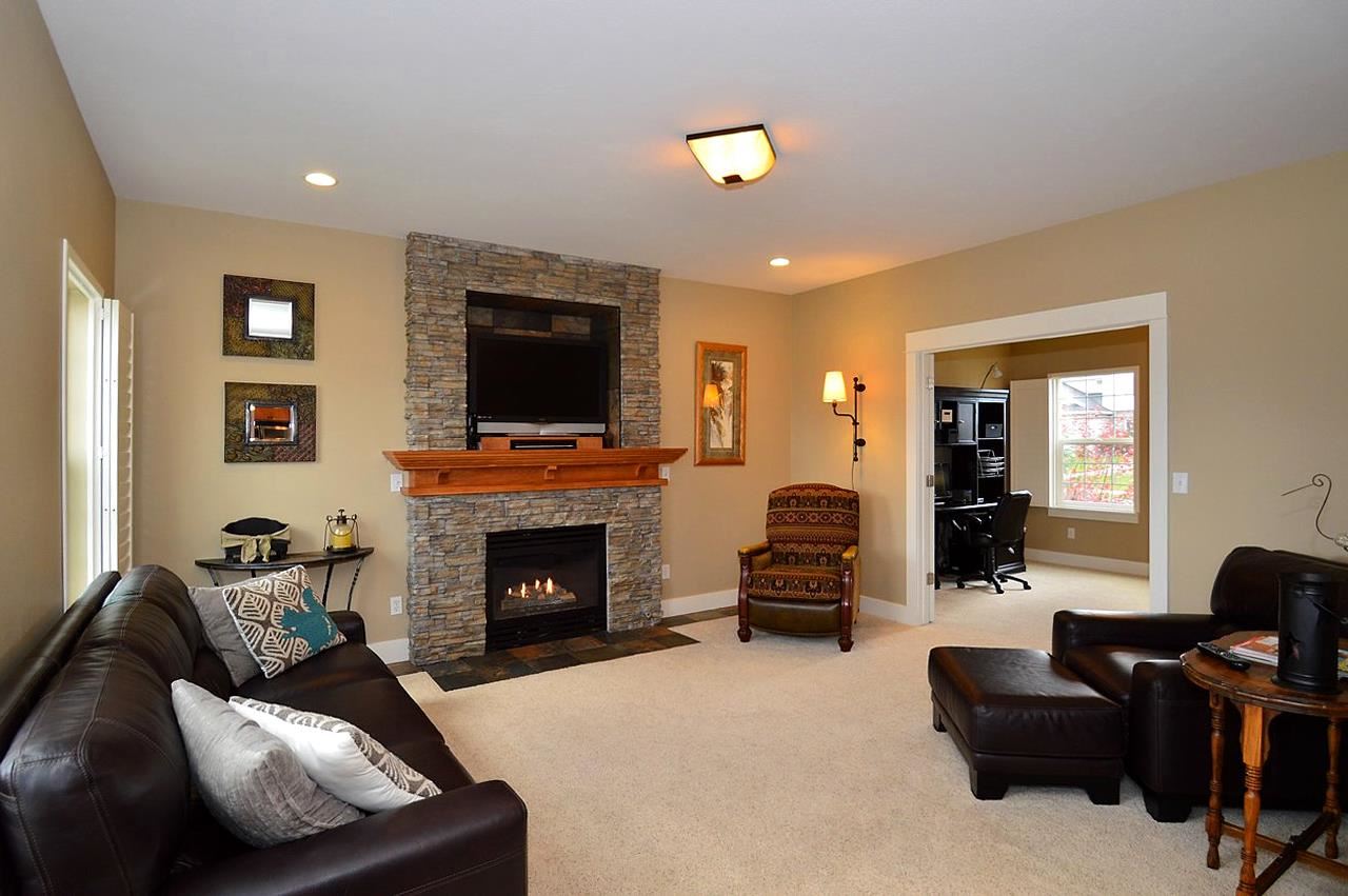 17001 E Daybreak Ln - Photo 4