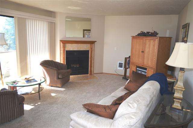 6625 N AUSTIN - Photo 3