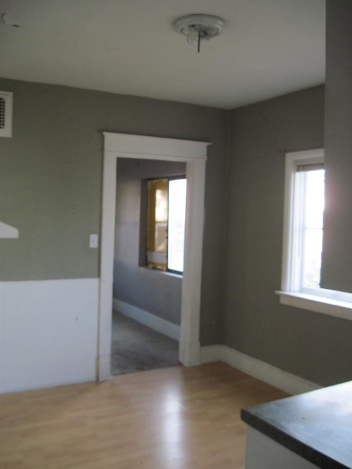 1304 E Courtland Ave - Photo 15