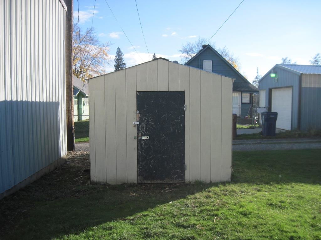 1304 E Courtland Ave - Photo 16