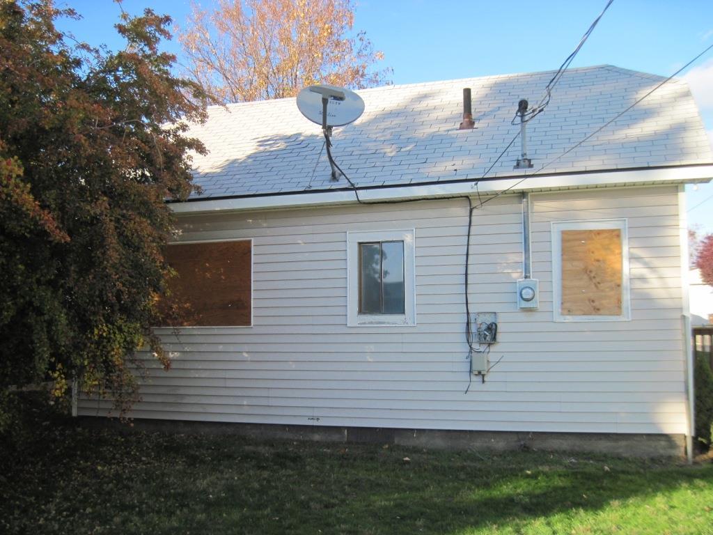 1304 E Courtland Ave - Photo 4