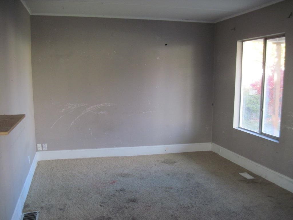 1304 E Courtland Ave - Photo 5