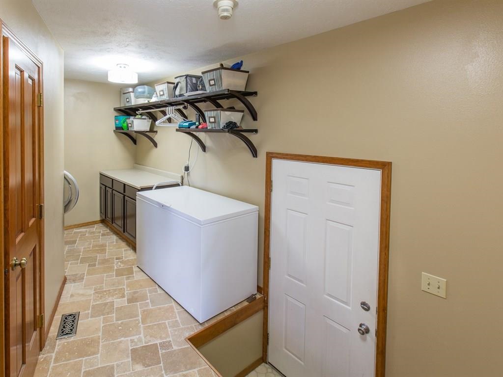 23321 W Alki Ln - Photo 9