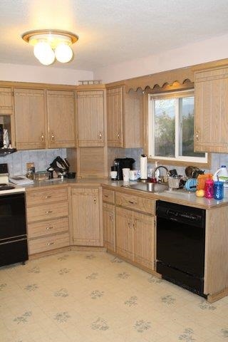 820 N Ravalli Dr - Photo 3