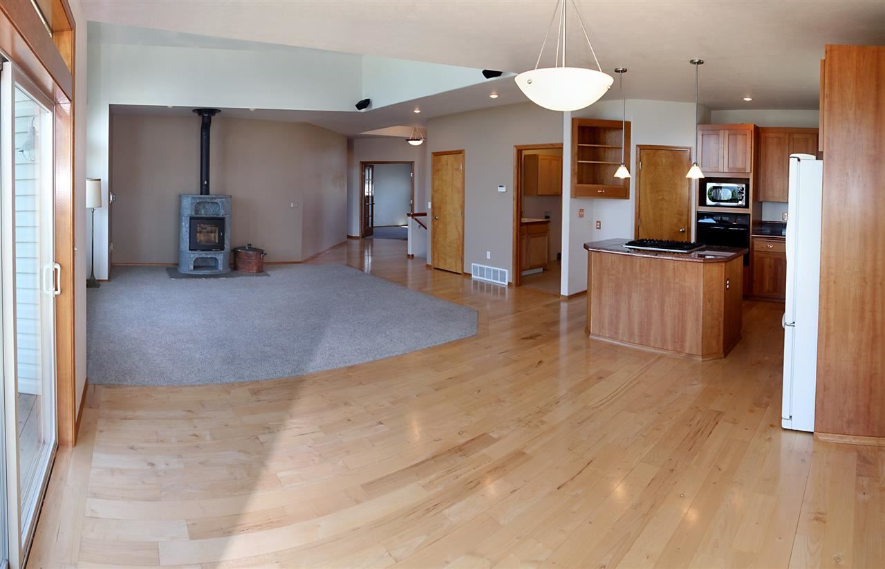 2610 S Andres Rd - Photo 2