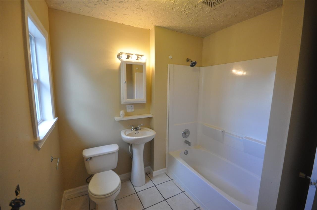 5112 N JEFFERSON St - Photo 11