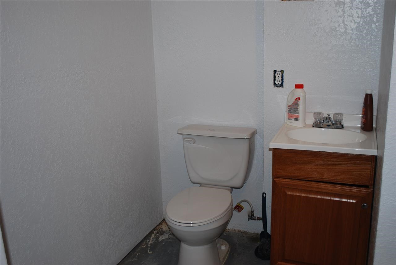 558-C Knapp Rd - Photo 15