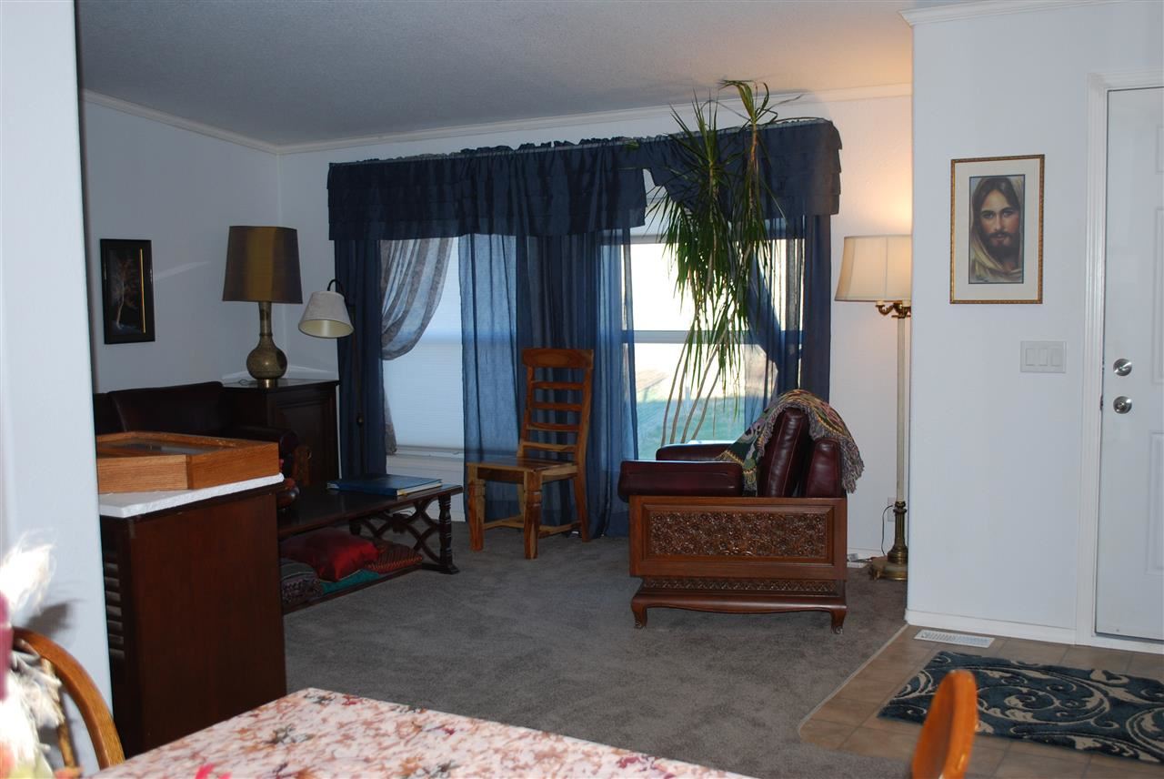 558-C Knapp Rd - Photo 8