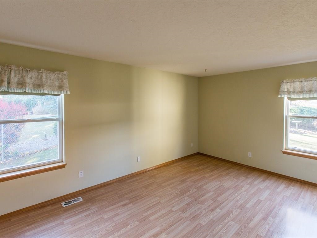 14106 E 13th Ave - Photo 13
