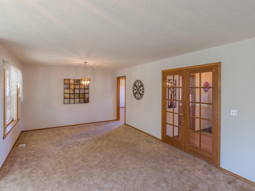 14106 E 13th Ave - Photo 4