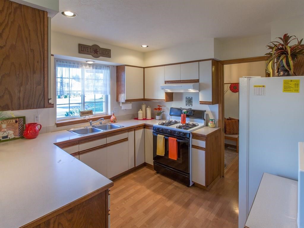 14106 E 13th Ave - Photo 5