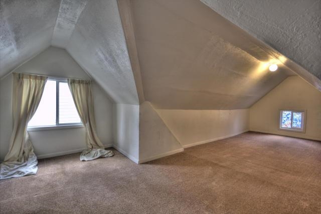 1215 S Maple St - Photo 18