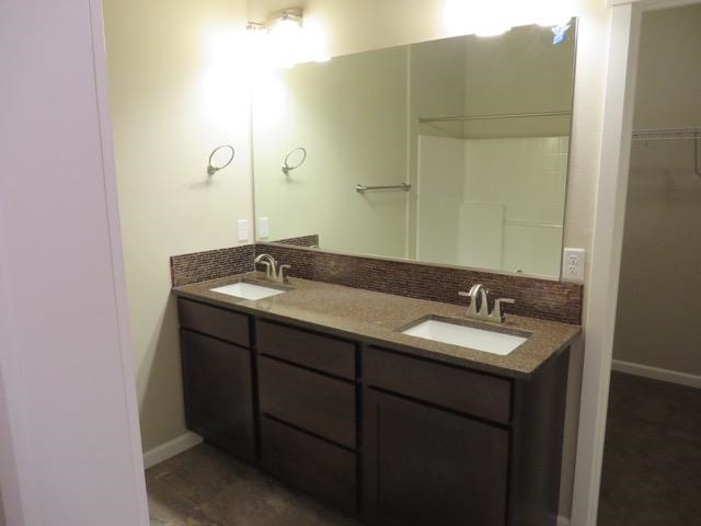 2217 W Bridge Ave - Photo 5