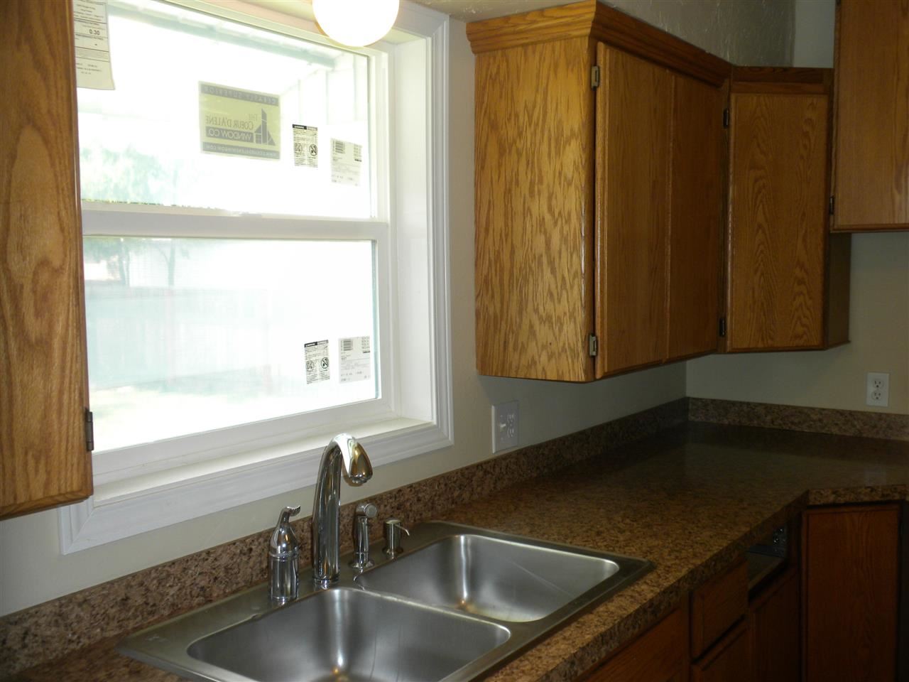 928 E Olympic Ave - Photo 5