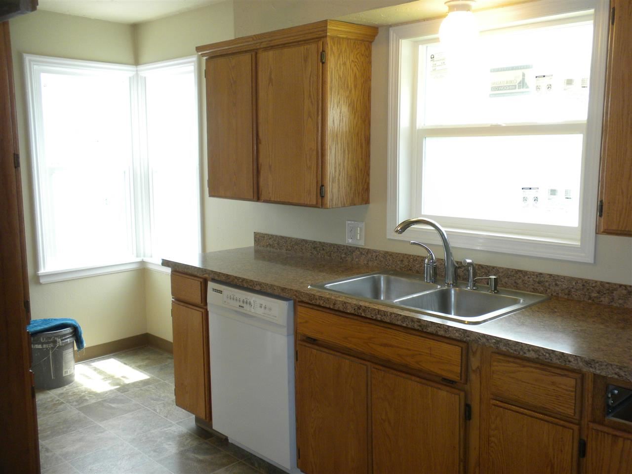 928 E Olympic Ave - Photo 6