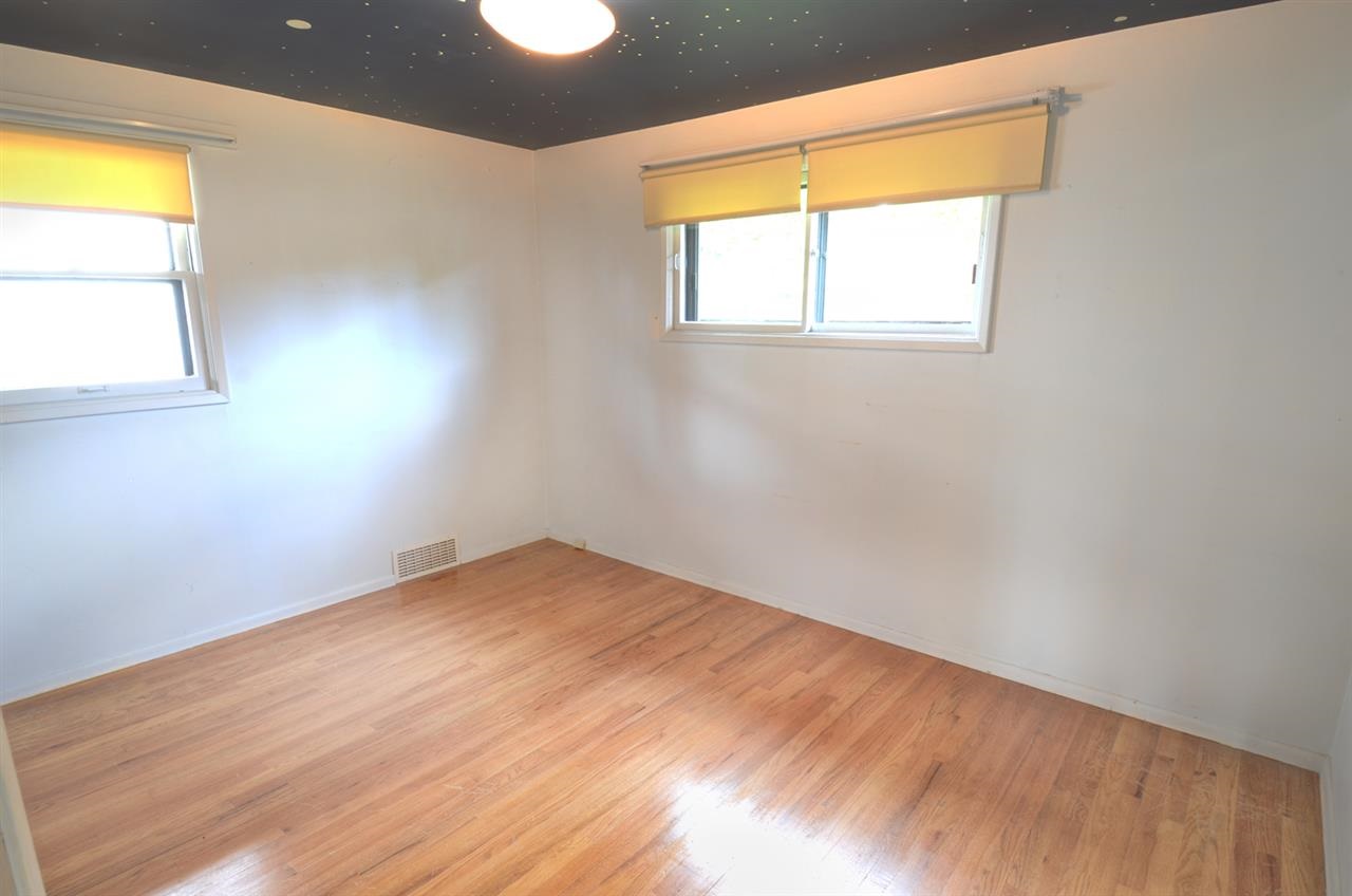 5703 N Moore St - Photo 12