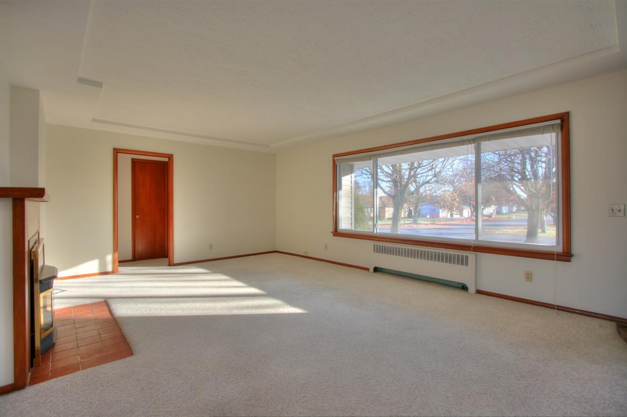 11519 E Boone Ave - Photo 4