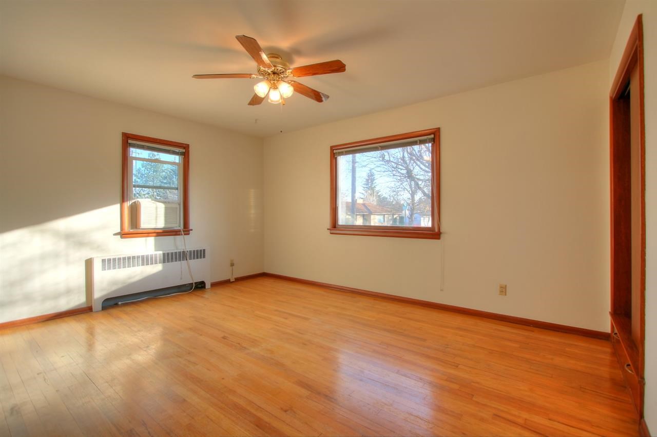 11519 E Boone Ave - Photo 8