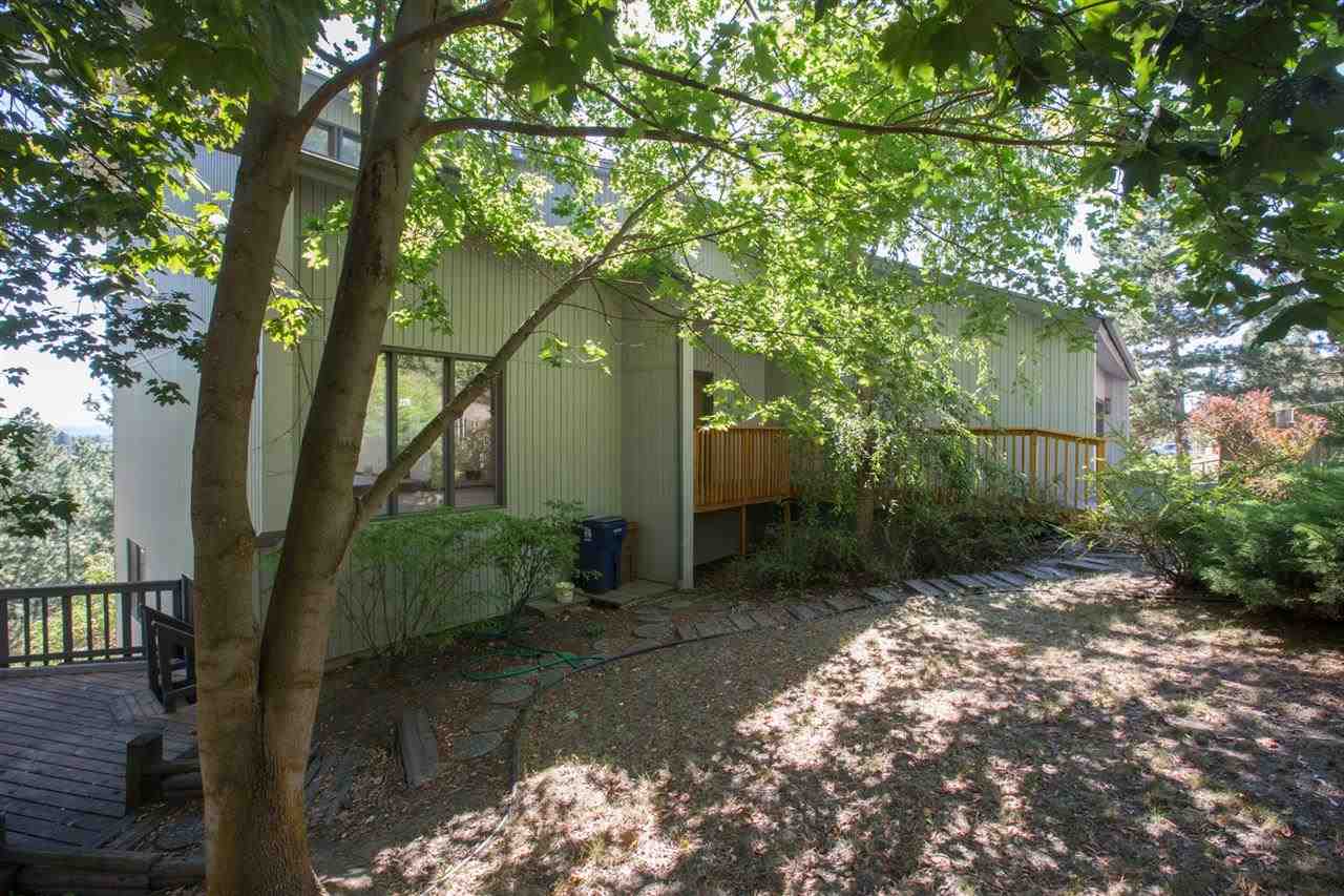 7620 N Cedar Rd - Photo 1