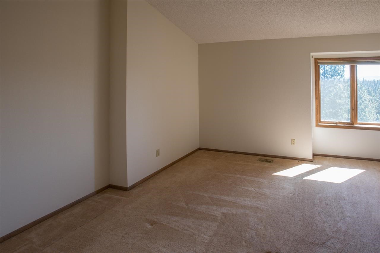 7620 N Cedar Rd - Photo 11