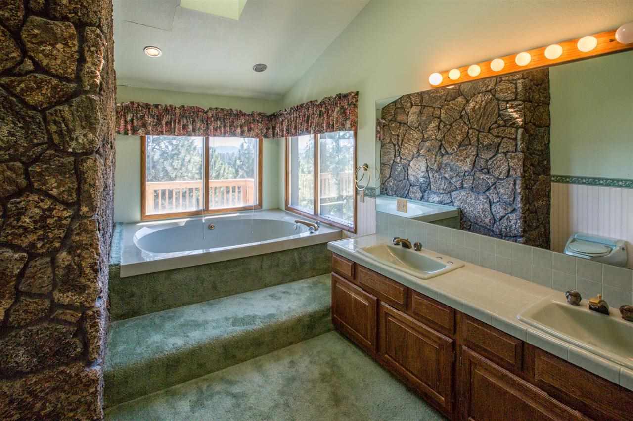 7620 N Cedar Rd - Photo 9