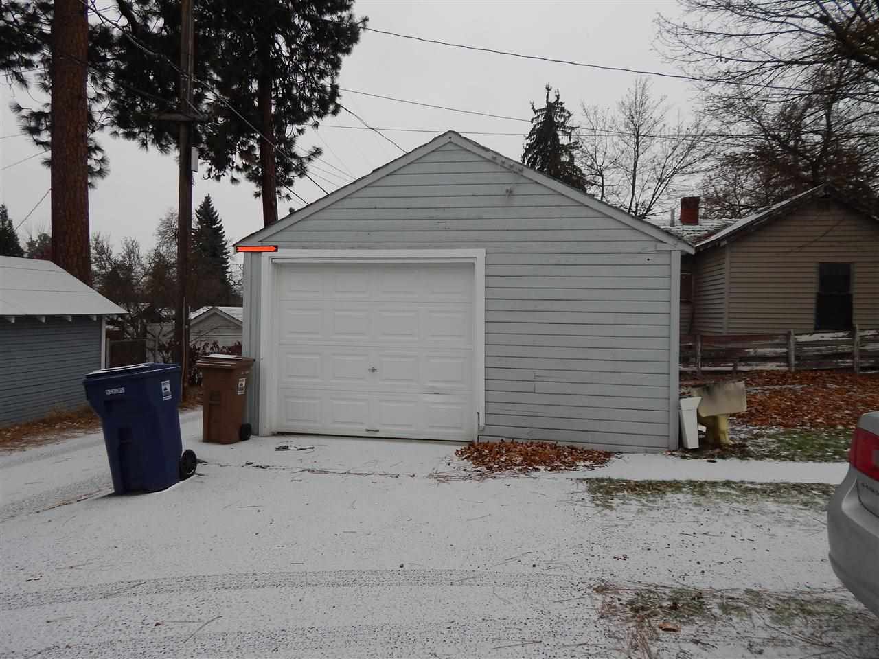4728 N monroe - Photo 3