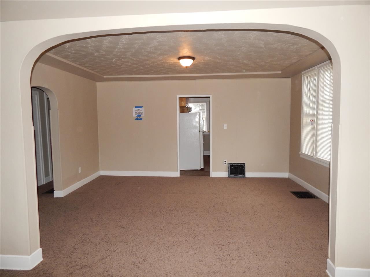 4728 N monroe - Photo 9