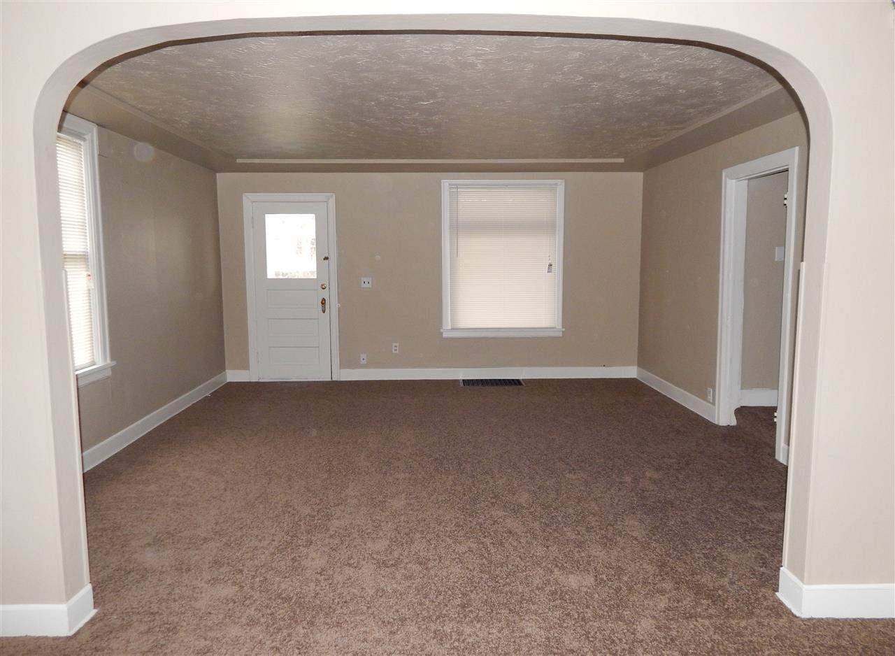 4728 N monroe - Photo 10