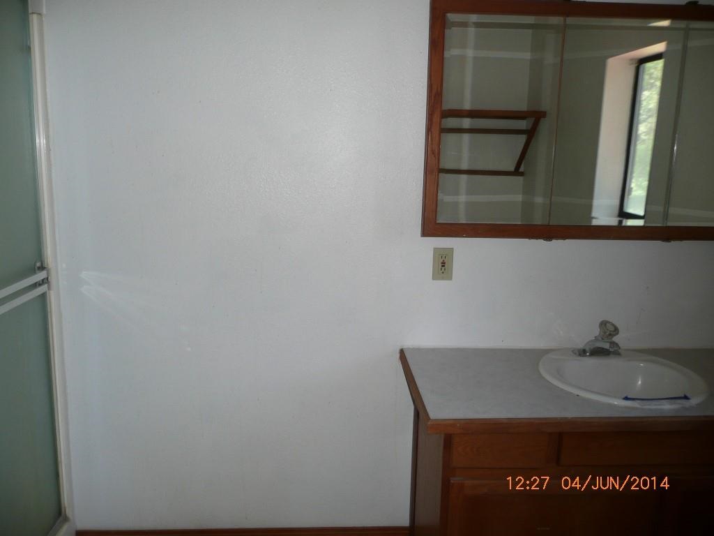 126 E Lake Ave - Photo 13