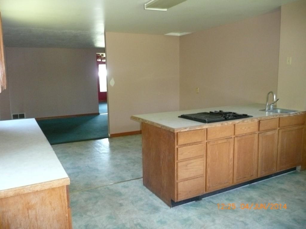 126 E Lake Ave - Photo 5