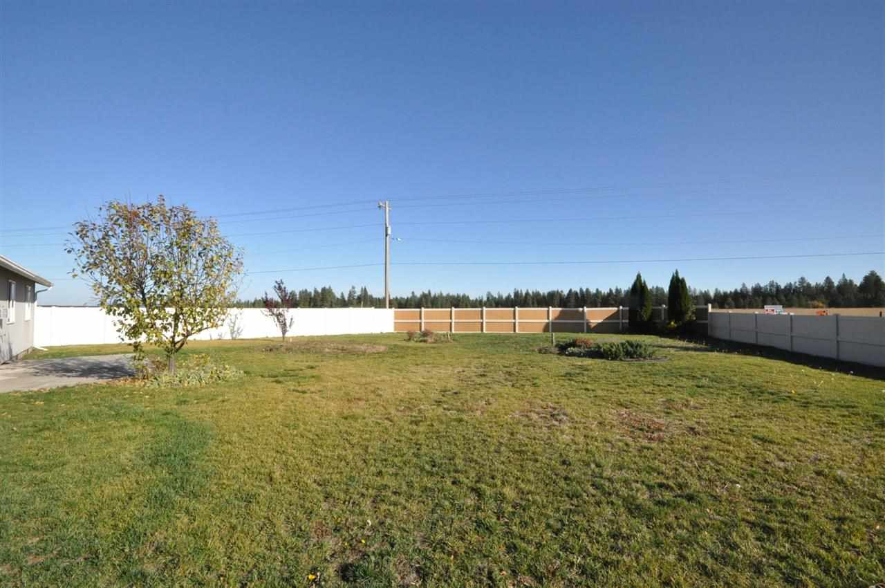 9201 W CLAIRE Ave - Photo 19