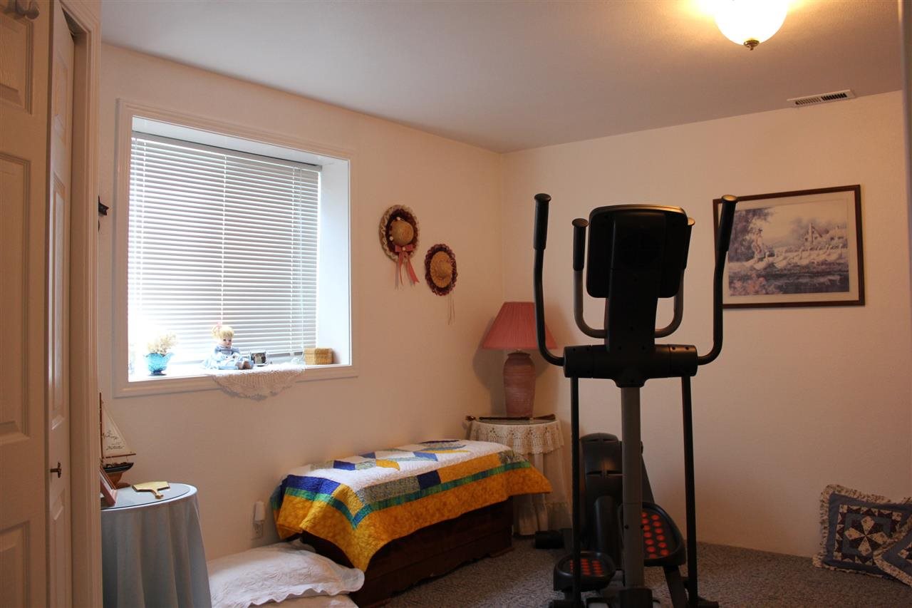 428 E 7th - Photo 11