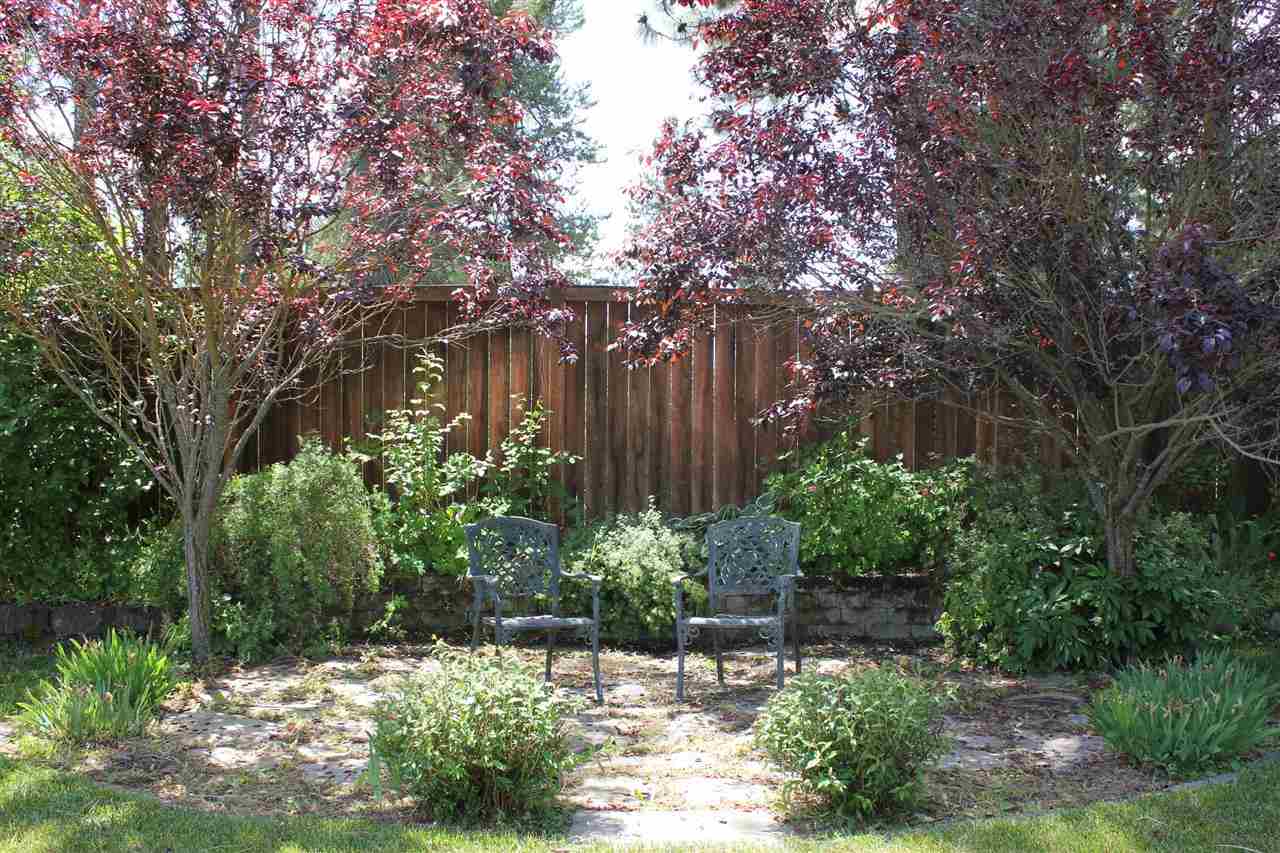 428 E 7th - Photo 4