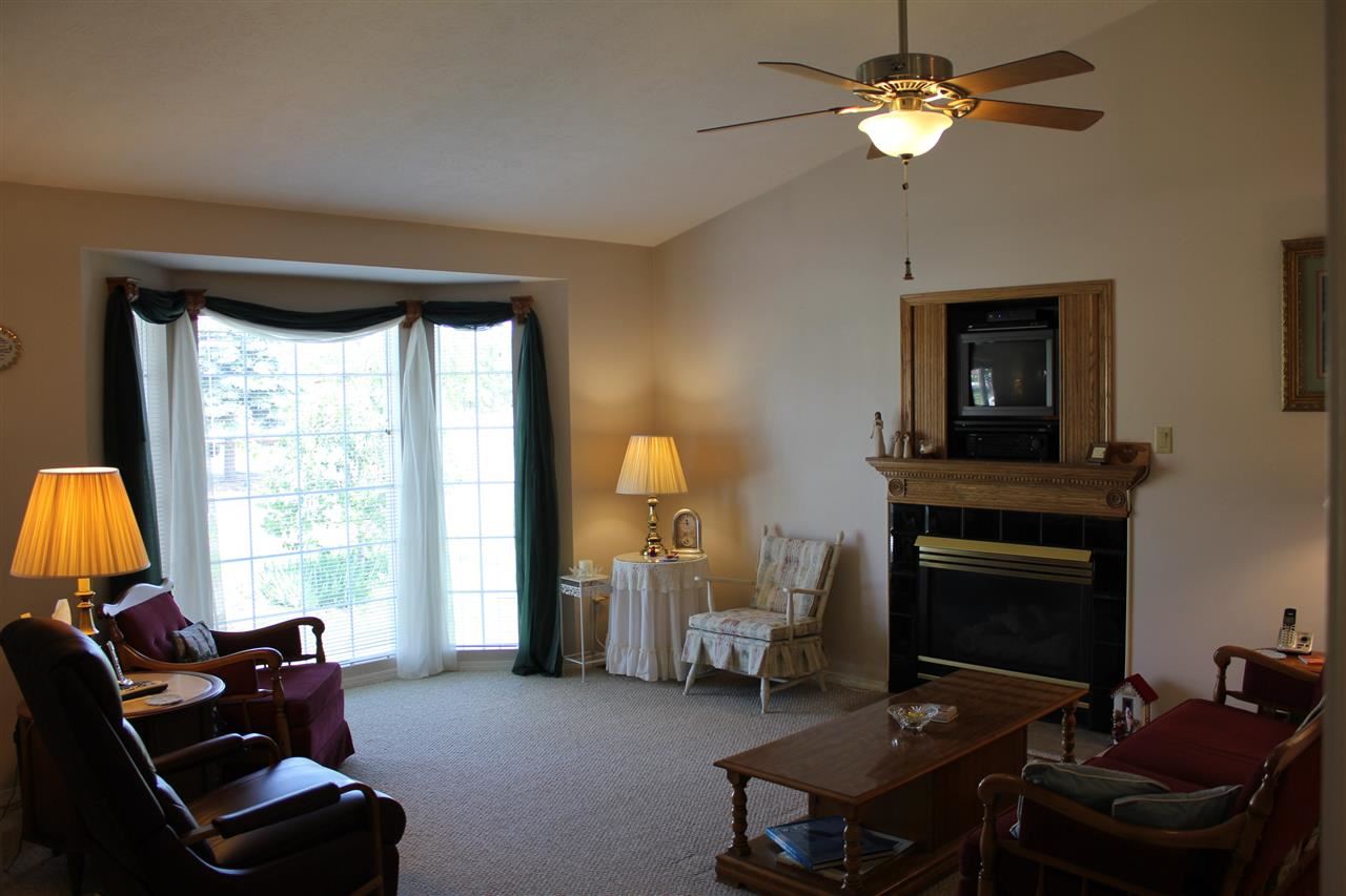 428 E 7th - Photo 6