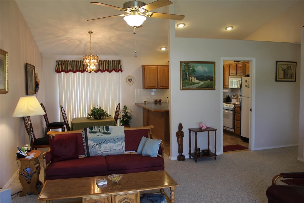 428 E 7th - Photo 7